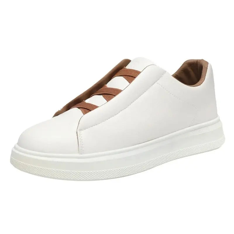 Nicolás - Zapatilla Urbana de Gamuza con Detalle en Cuero