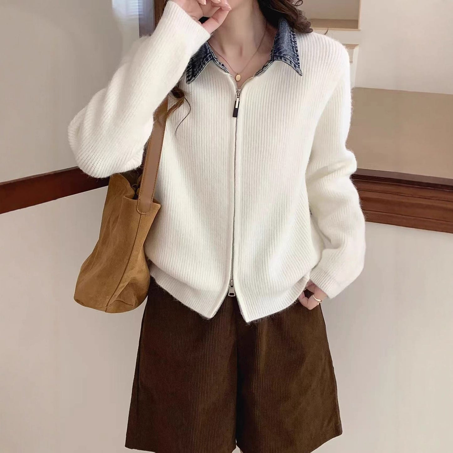 Sara - Cárdigan de Punto con Cuello de Mezclilla